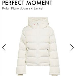 Worn 1-2x on a ski trip. Like new.